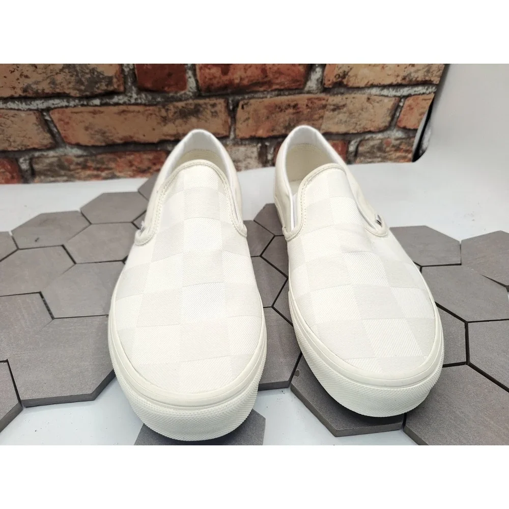 Vans Classic Slip-On Mono Checkerboard White Men's Size 10.5 NWOB‎ Low Top 2025